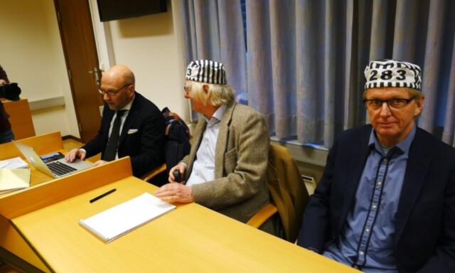 Dropper fangeluer i ny «nazifrisør»-rettssak
